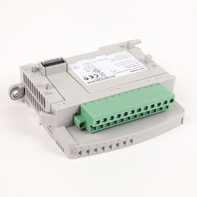 Rockwell Automation 2085-OW8