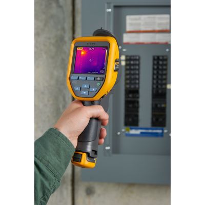Fluke Corporation FLK-TIS60+30HZ